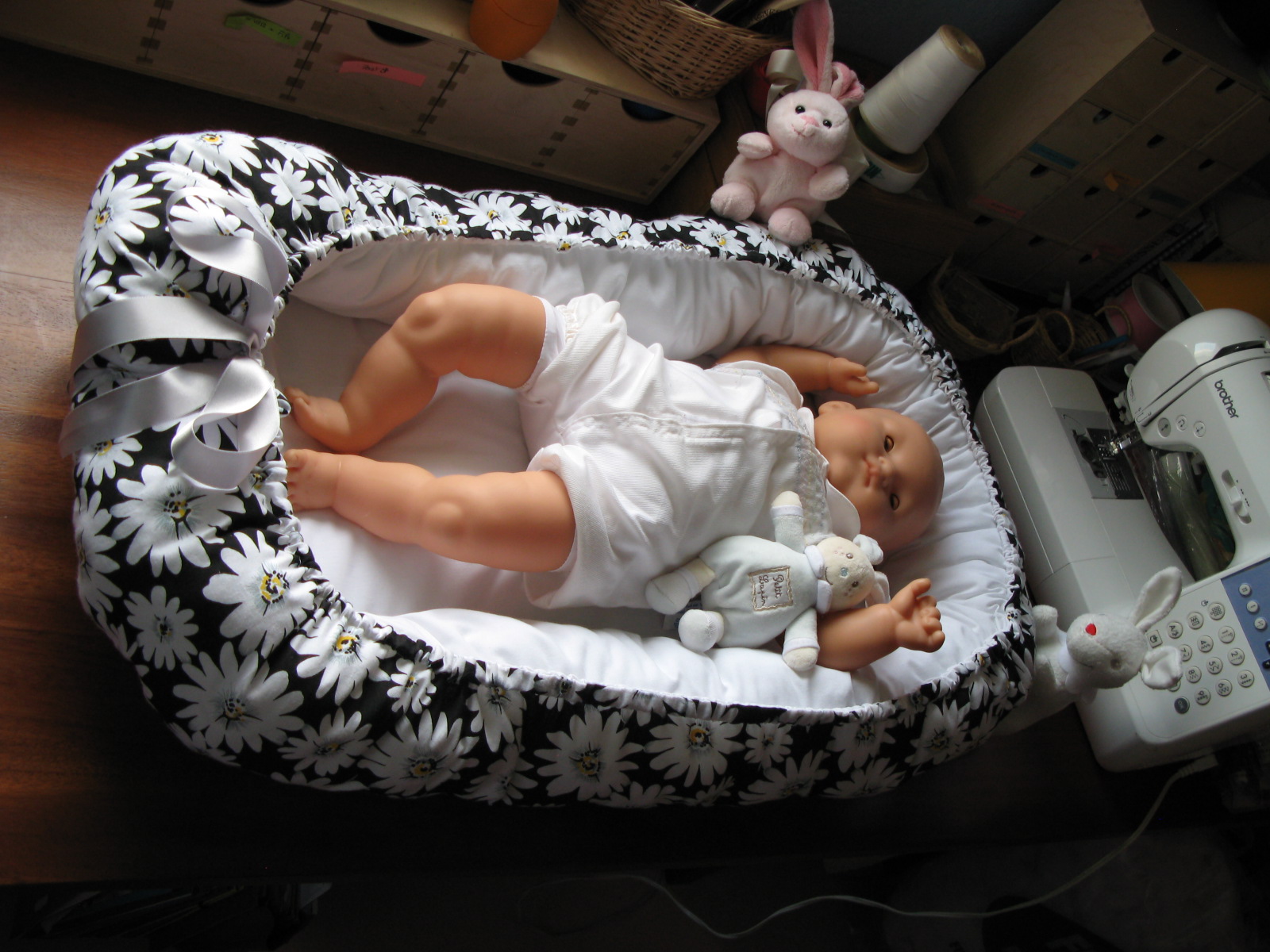 Nid Bebe Baby Nest La Paquerette Lit Bebe 100 Coton Lavable Made In France Accessoires Bebe Par Lamaisondescigognes