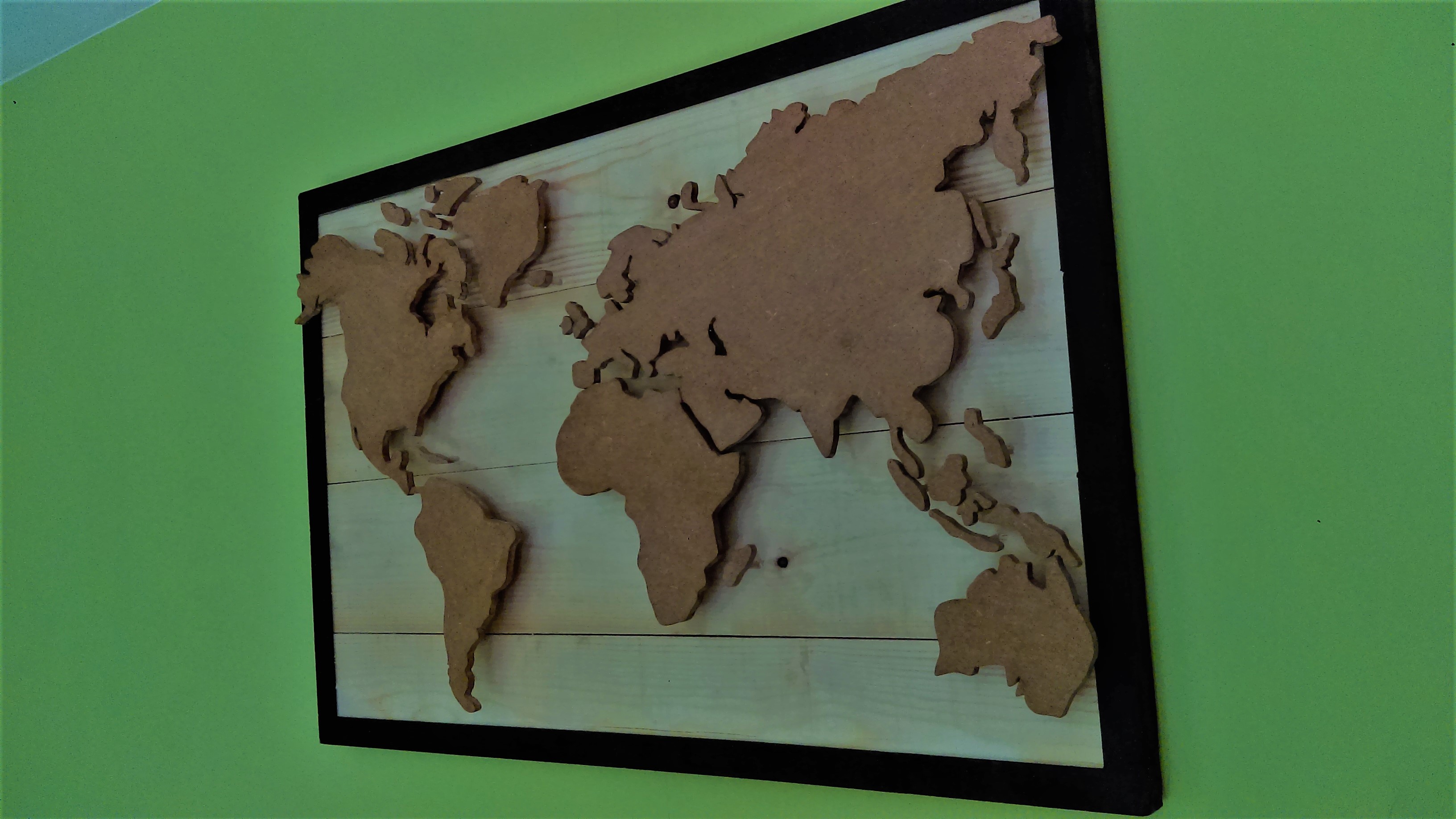  Tableau  carte du  monde  tableaux peintures par atelier du  