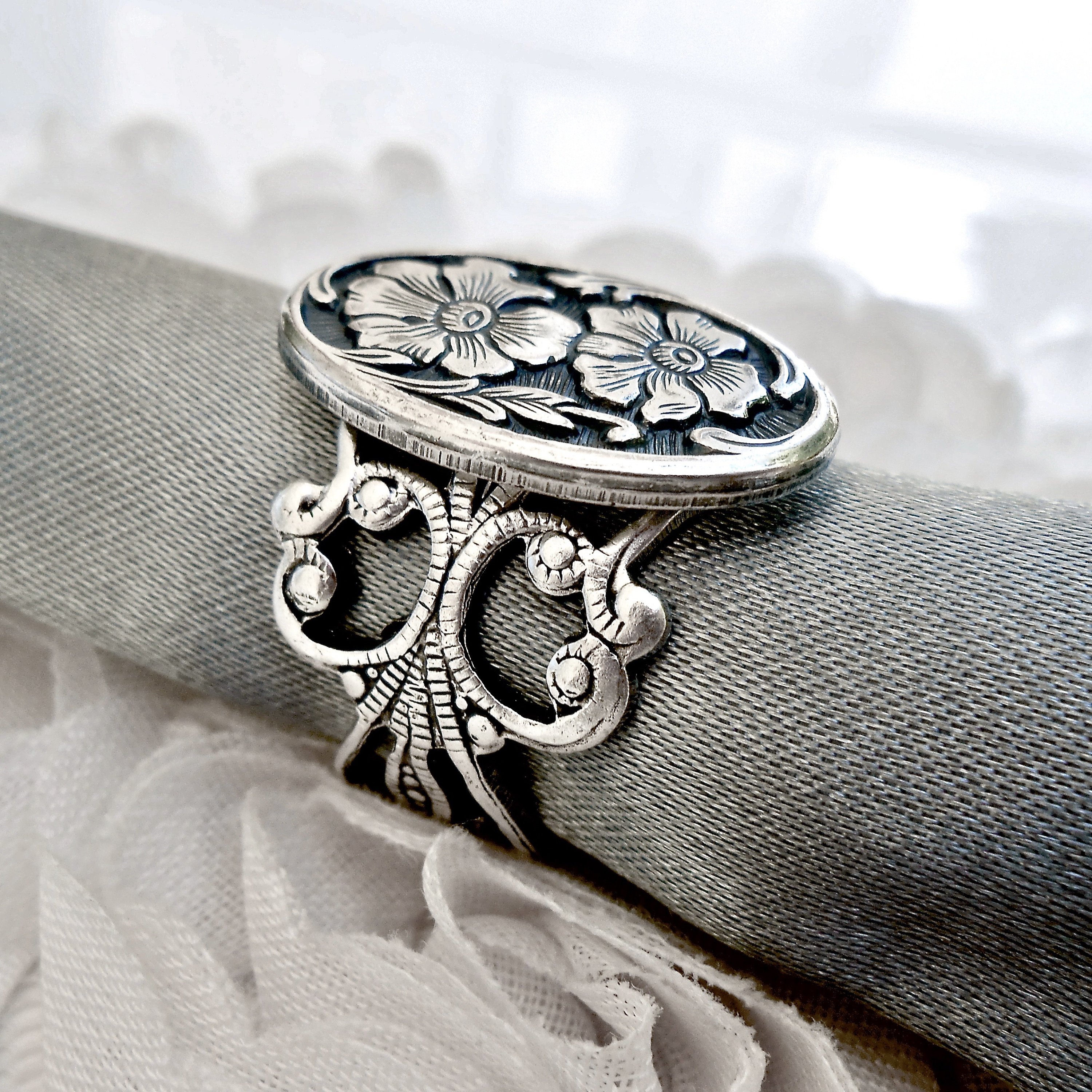 LABRADORITE TAILLE AJUSTABLE BAGUE ESTAMPE EN PLAQUÉ OR