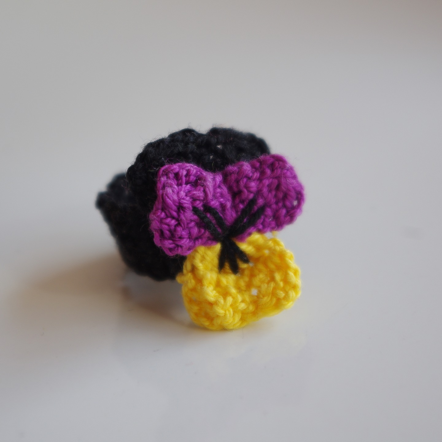 Bague Pensée Au Crochet