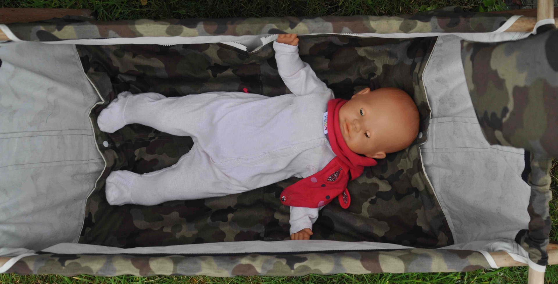 Lit Hamac Nomade Lit Malin Et Pratique Pour Bebe Baroudeur Enfants Puericulture Par Grenier De Nano Lit Hamac Nomade Lit Malin Et Pratique Pour Bebe Baroudeur Enfants Puericulture Par Grenier De Nano