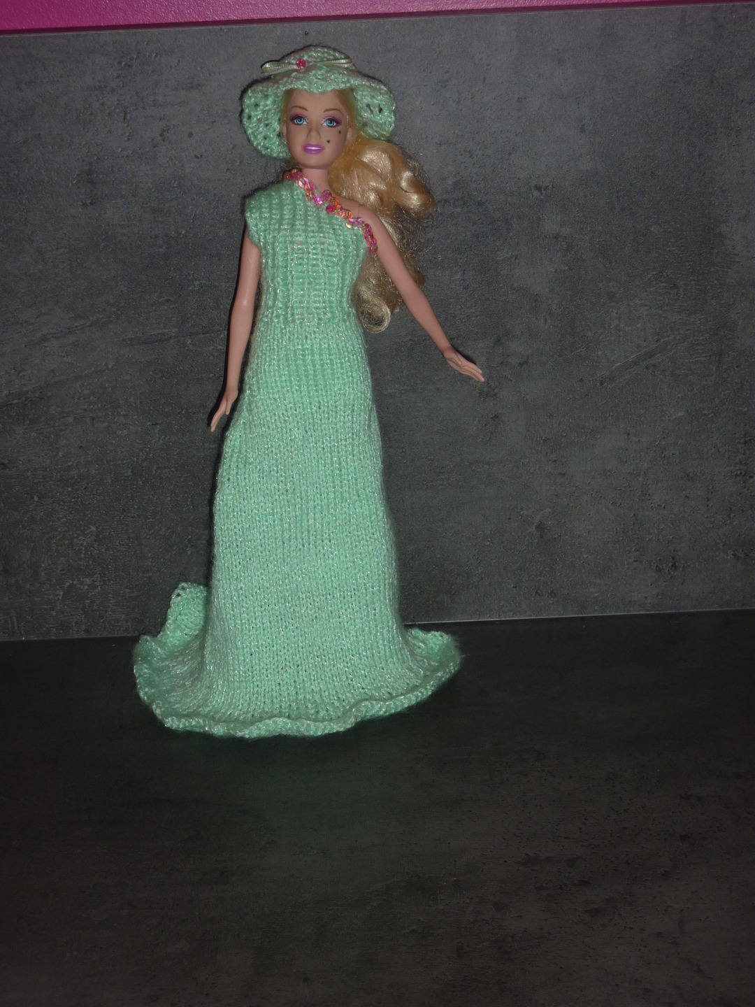 Chapeau Capeline 2 couleurs pour Poupées Barbie et Fashion Royalty