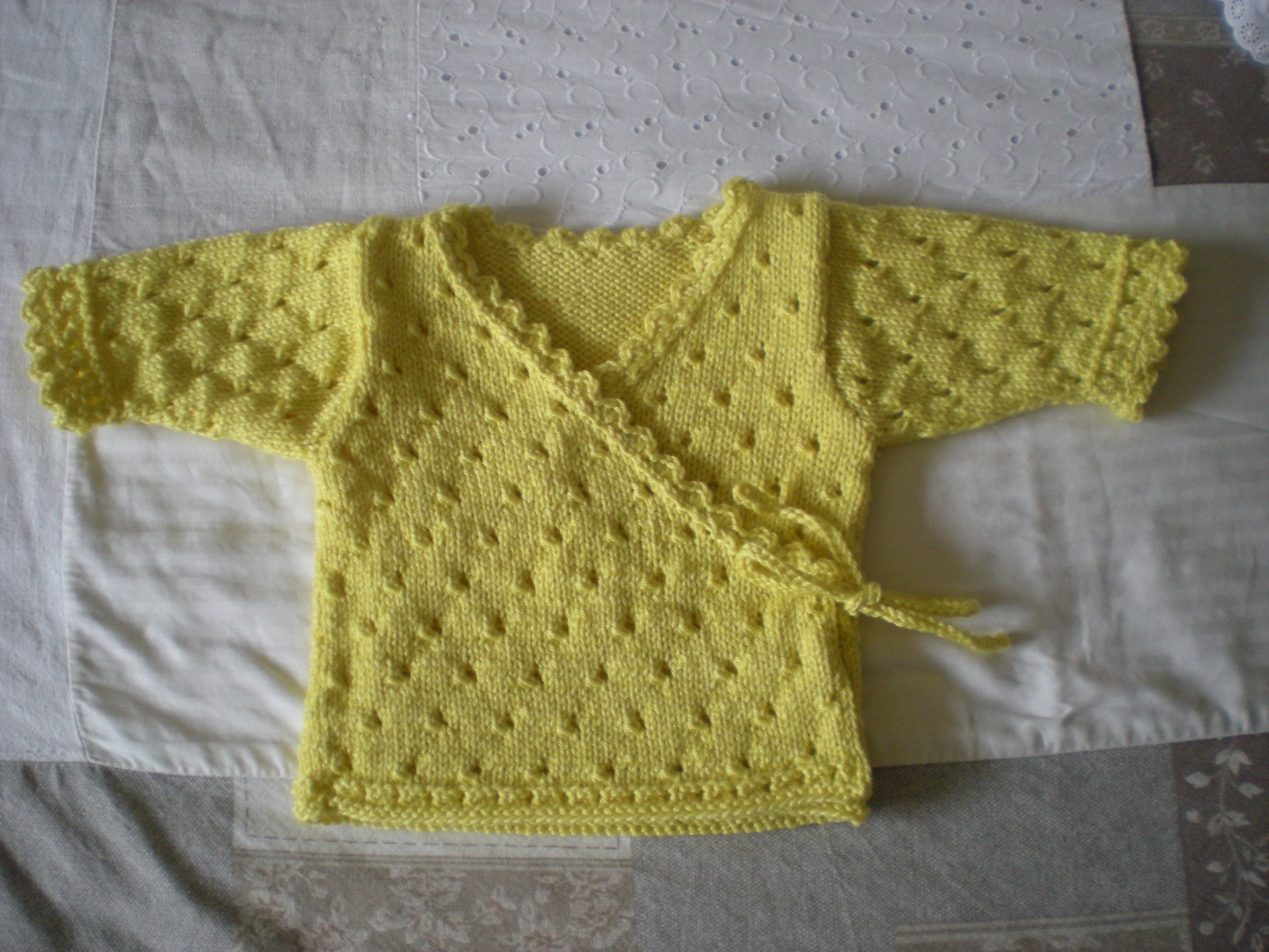 Gilet Jaune Cache Coeur Bebe Par Nanymadecreas1957
