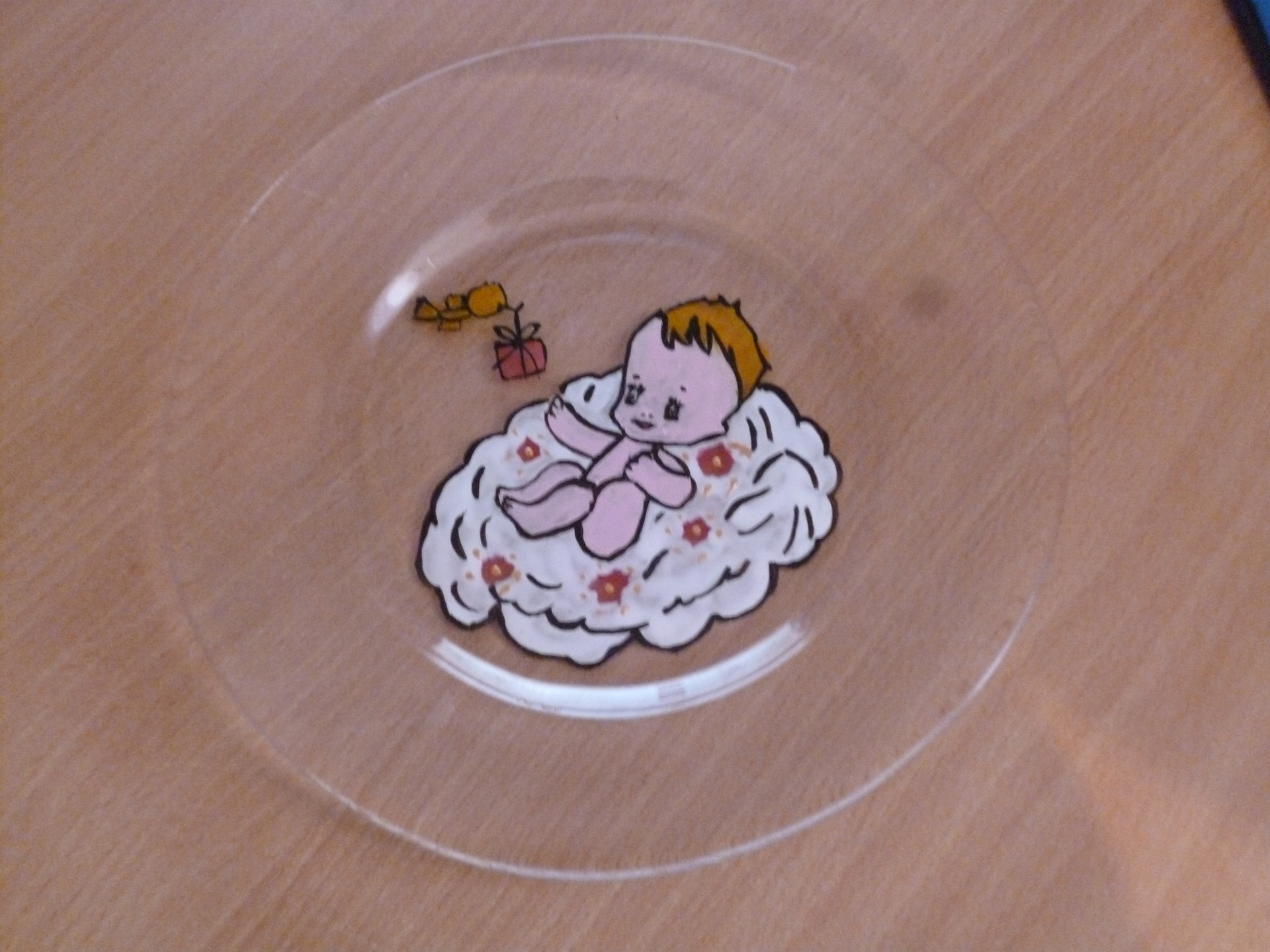 Assiette Bebe Sur Un Nuage Idee Cadeaux De Bapteme Anniversaire En Peinture Sur Verre Decoration Pour Enfants Par Ileauxtrouvailles