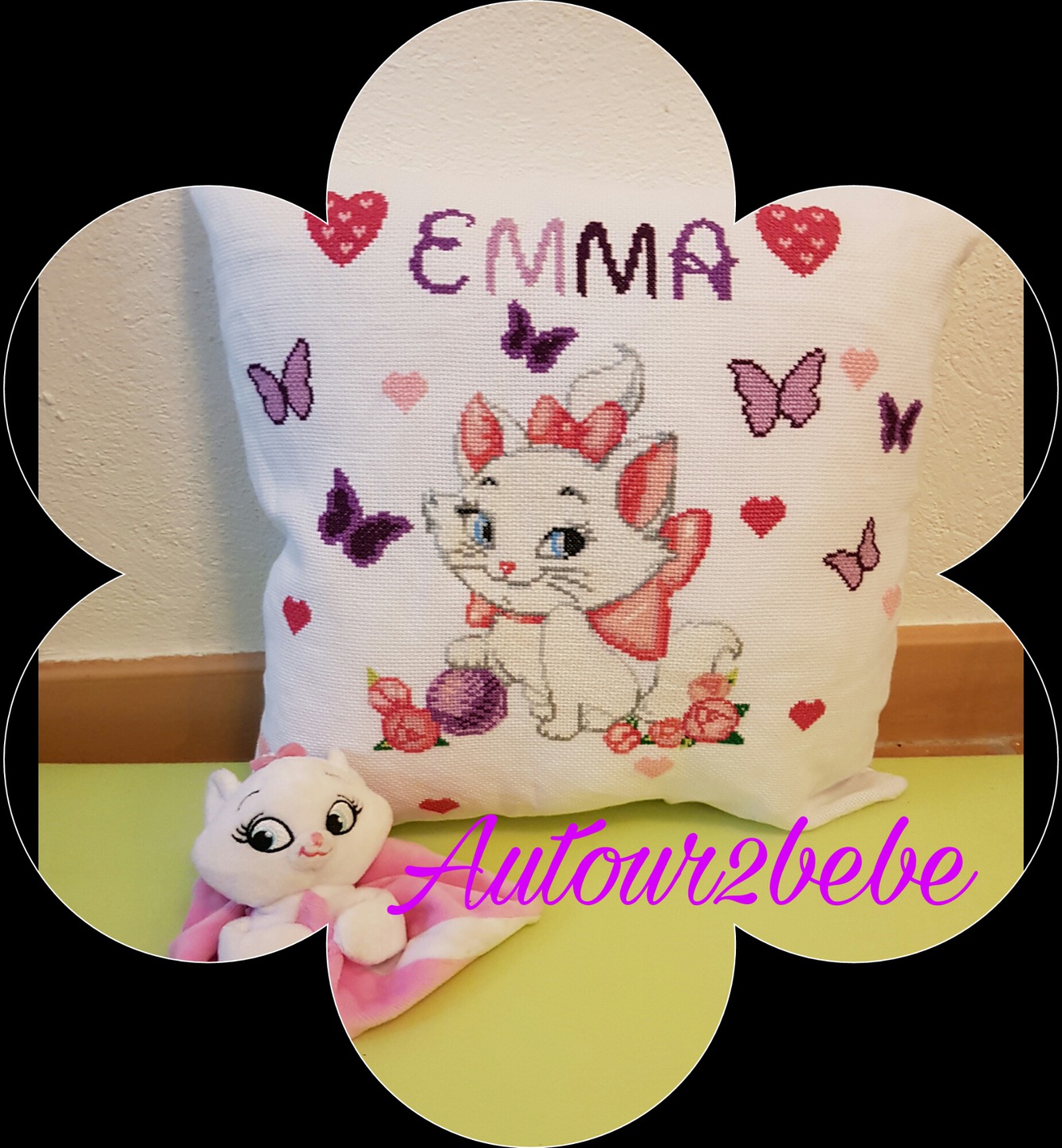 Housse De Coussin Brode Au Point De Croix Personnalisable Marie Les Aristochats Bebe Enfant Personnalisable Fait Main Enfants Peluches Doudous Par Autour2bebe