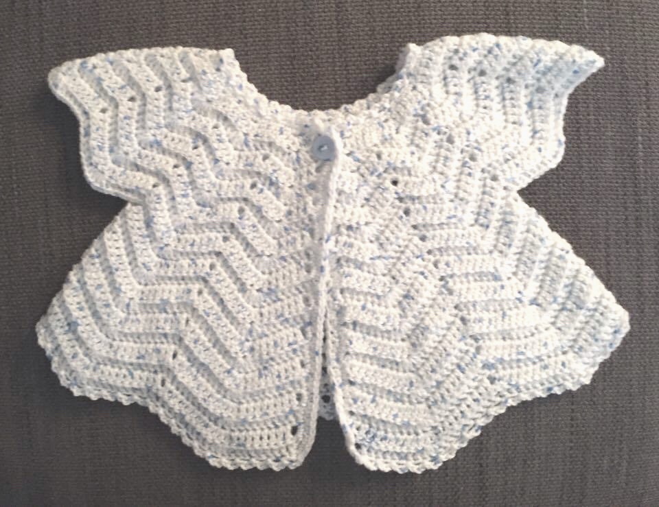 Gilet Fille A Manches Courtes Au Crochet Accessoires Bebe Par Hook N Needle