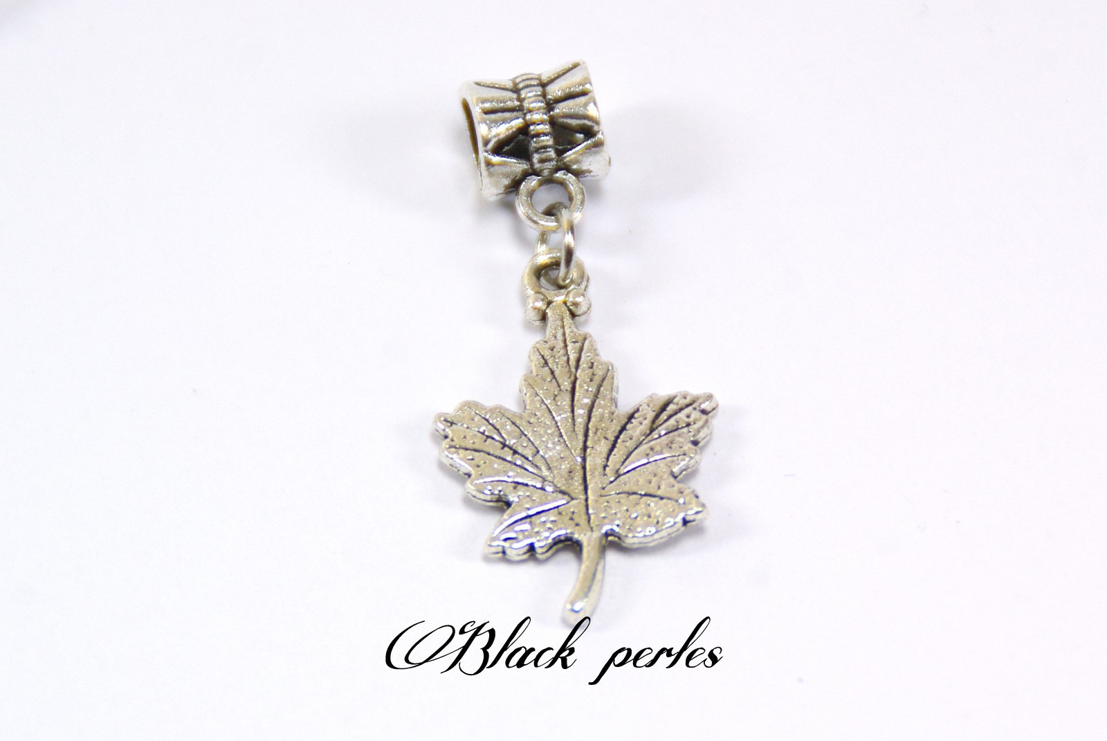 charm pandora feuille d erable charm pandora feuille d erable