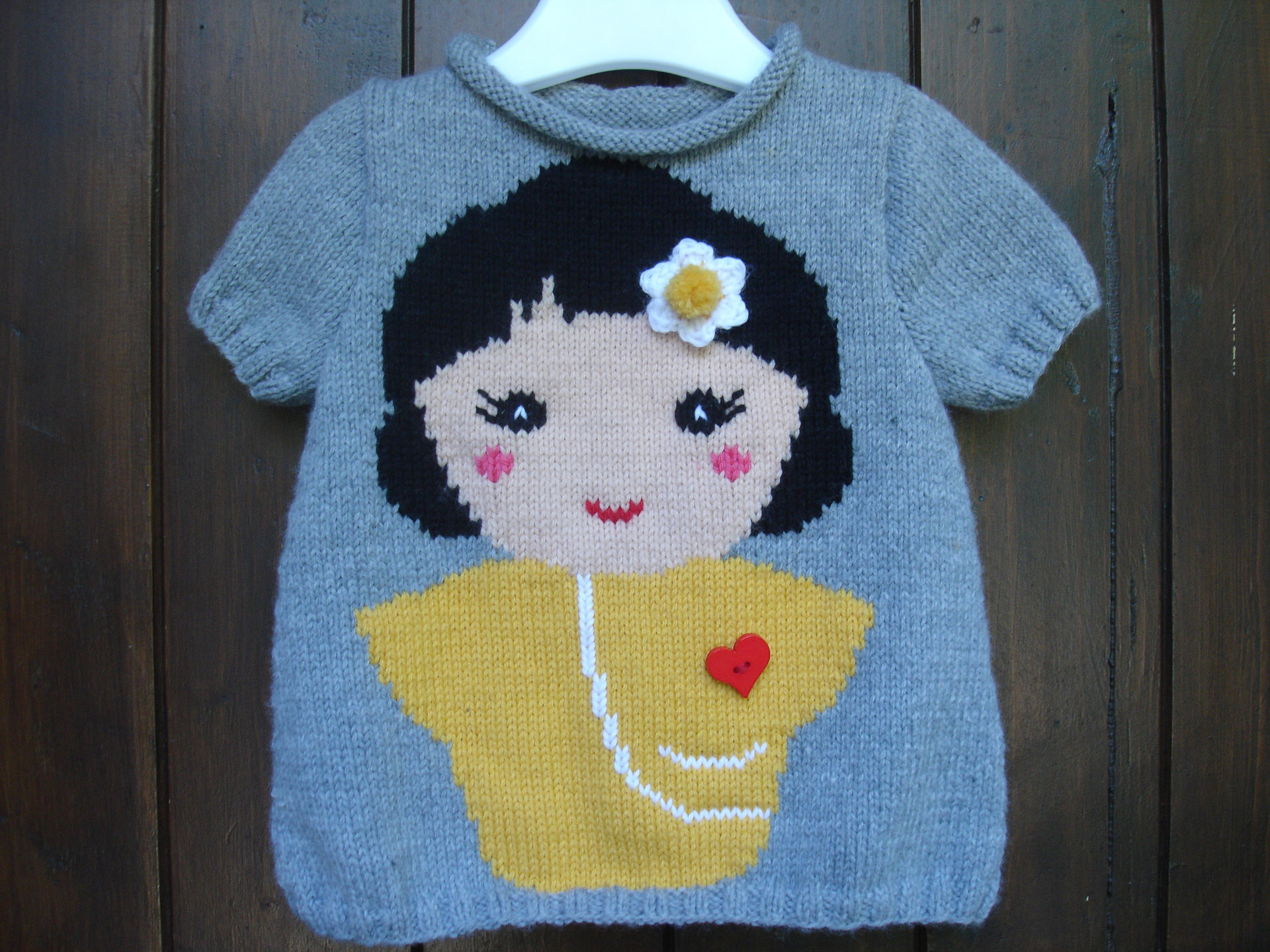 Pull enfant de 2 ans à 6 ans motif fille 100% fait main : par