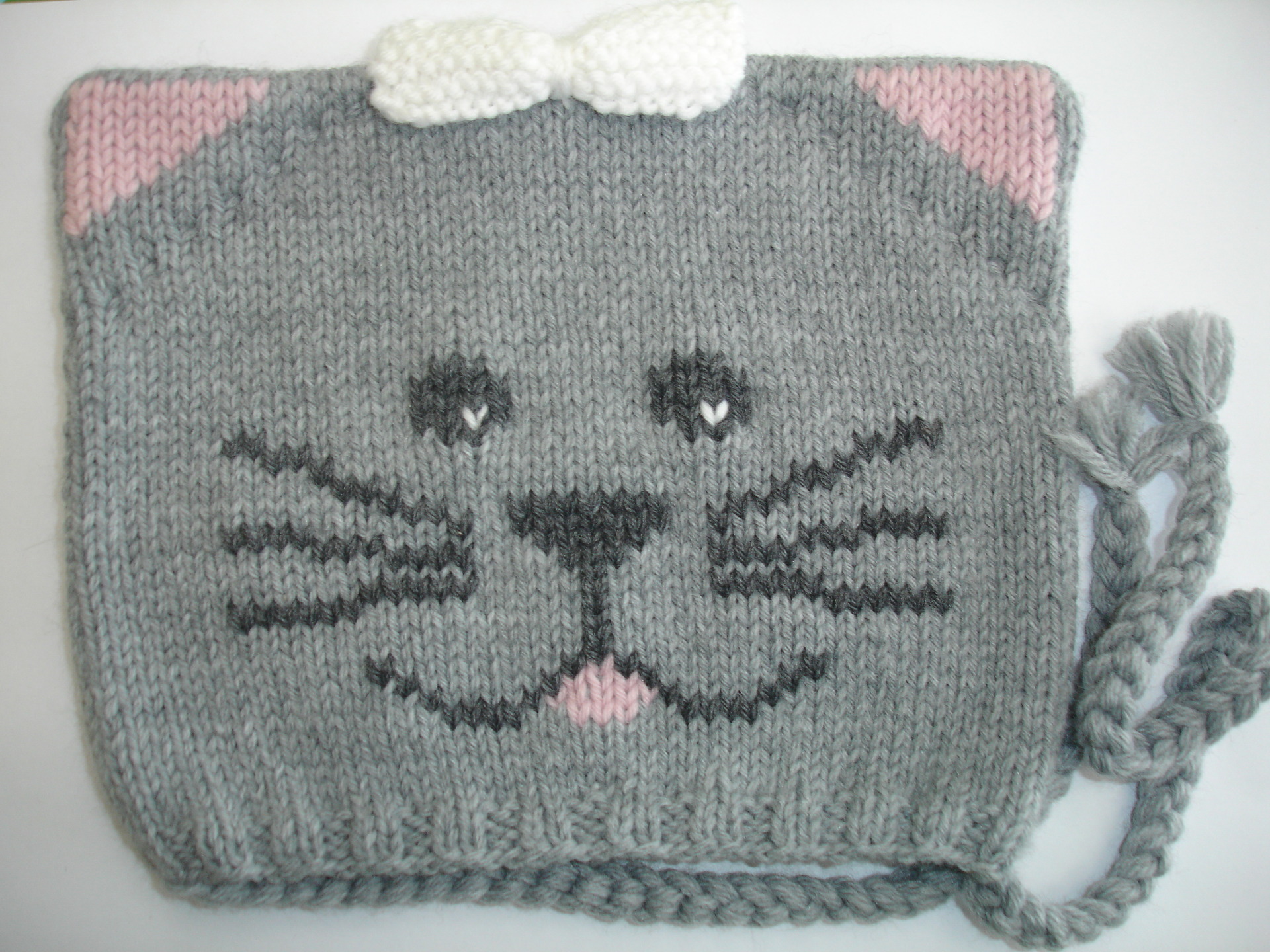 Bonnet pour bébé tricoté main tête d'animal : chat de la taille